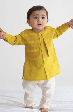 Aarambh Kurta Set