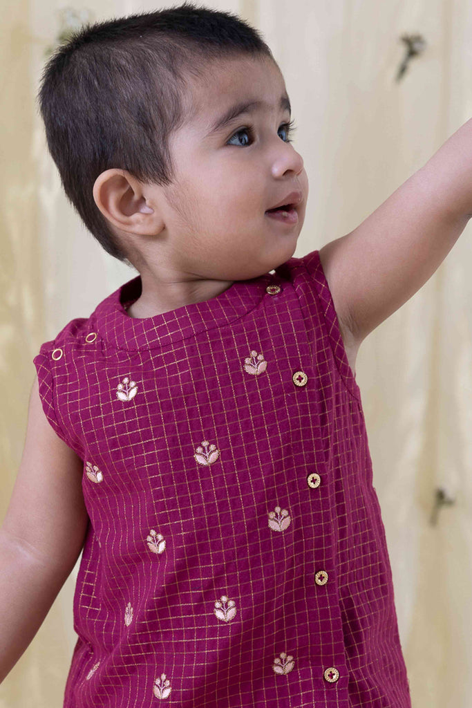 Buy Imli ka Buta Dhoti Set - Purple