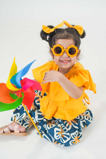 Girl Bow Hairclip-Yellow by Tiber Taber Kids