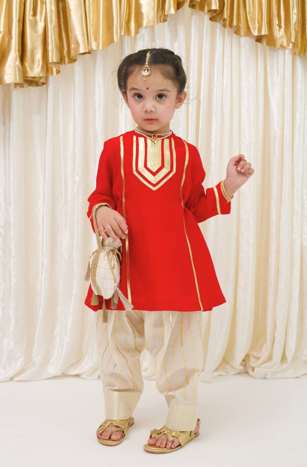 Tara Gota Kurta Set - Red