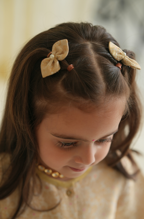 Roohani Bow Clip - Cream