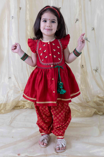 Baby Girl Bird Embroidery Chanderi Suit Combo Set - Red