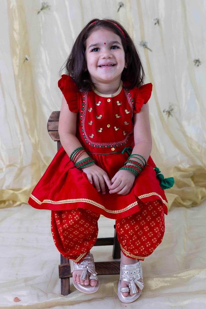 Buy Chulbuli Chidiya Suit Set