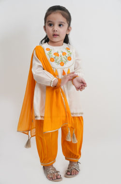 Genda Phool Suit Set