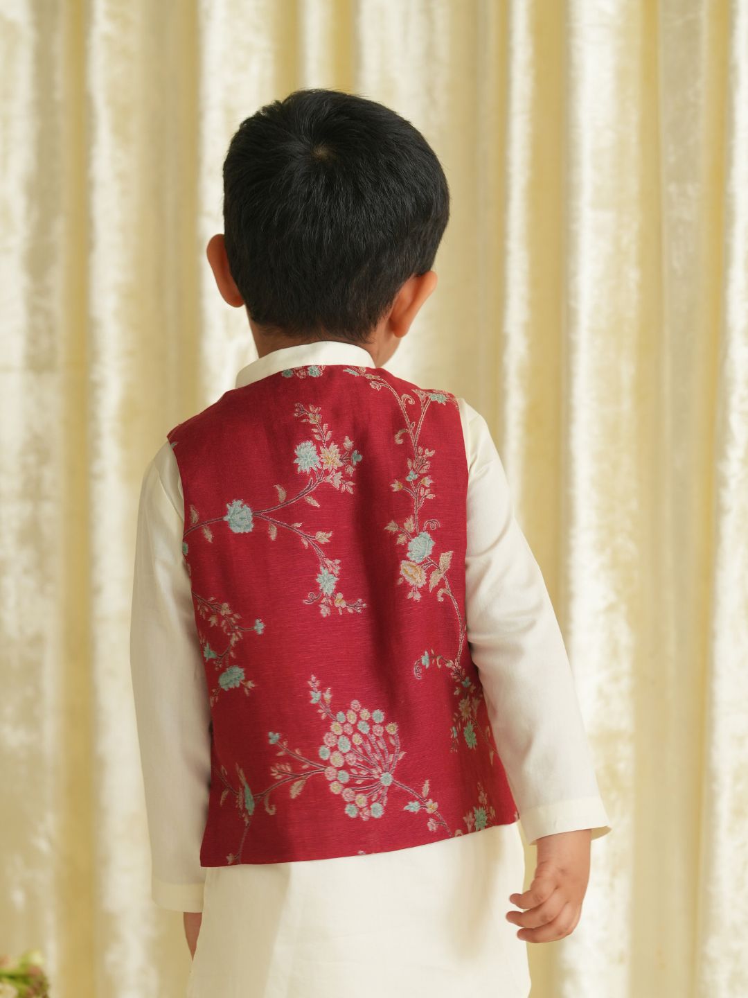 Bagh Bahaar Bundi Jacket - Maroon