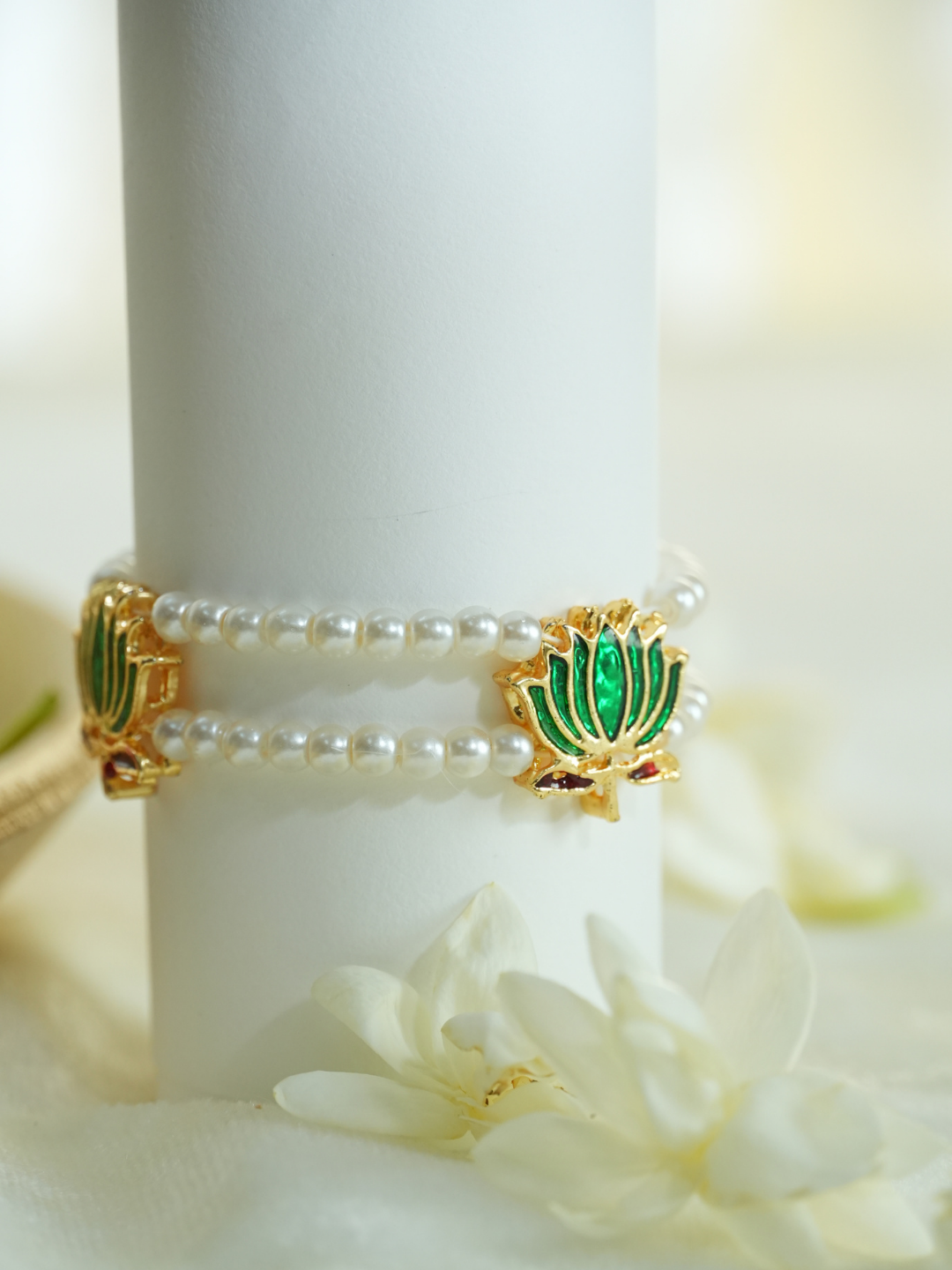 Lotus Bloom Pearl Bracelet