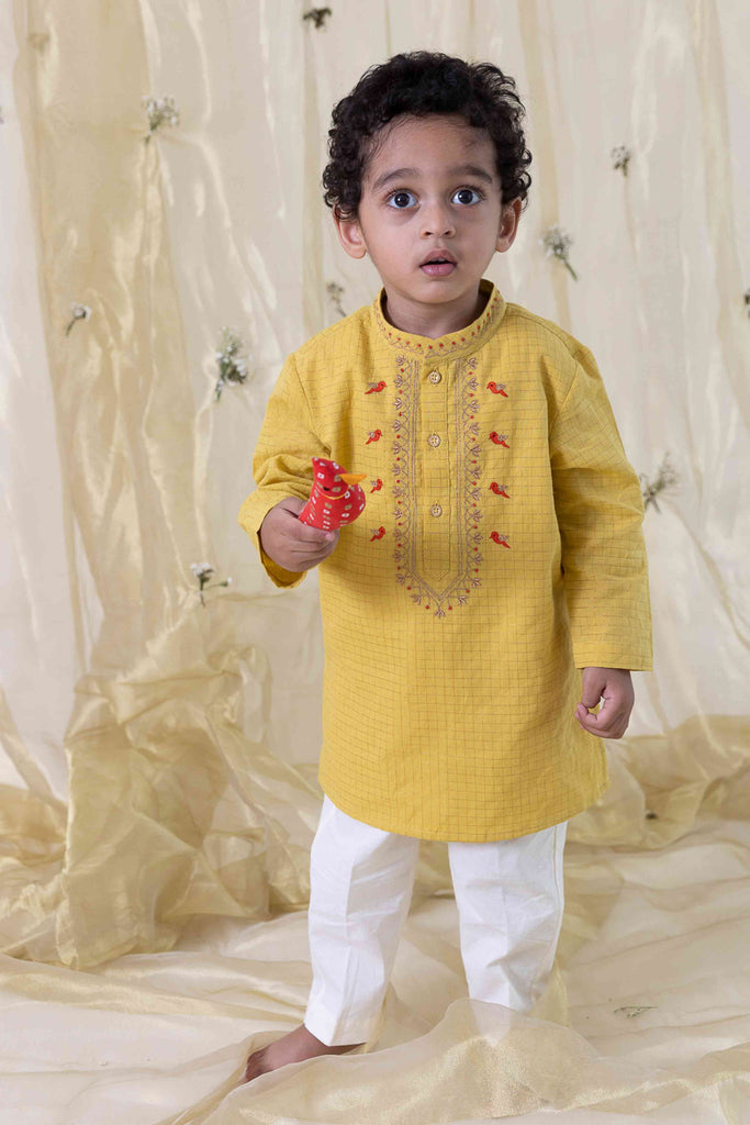 Buy Chidiya Udd Zari Kurta Set - Yellow