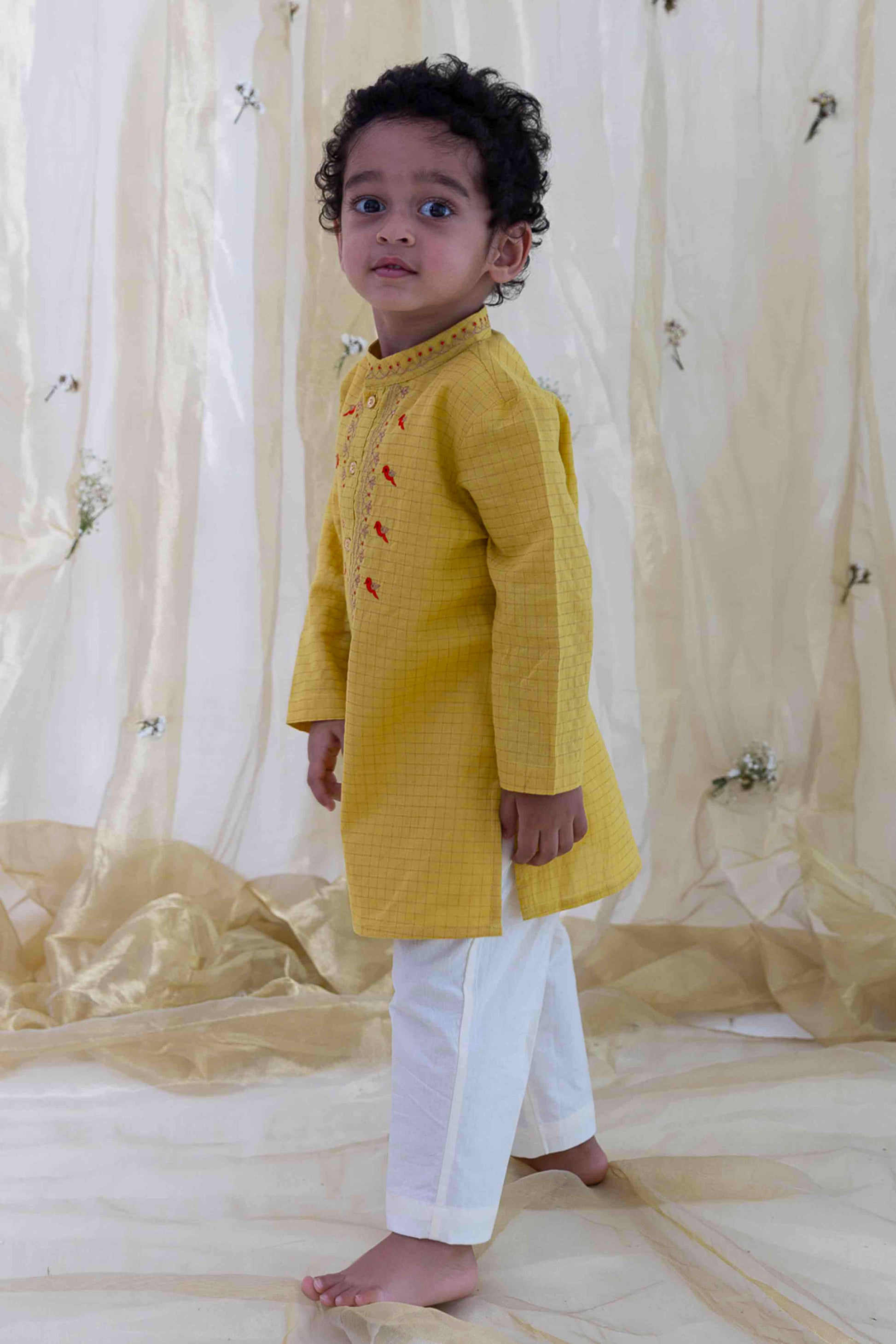 Shop Chidiya Udd Zari Kurta Set - Yellow