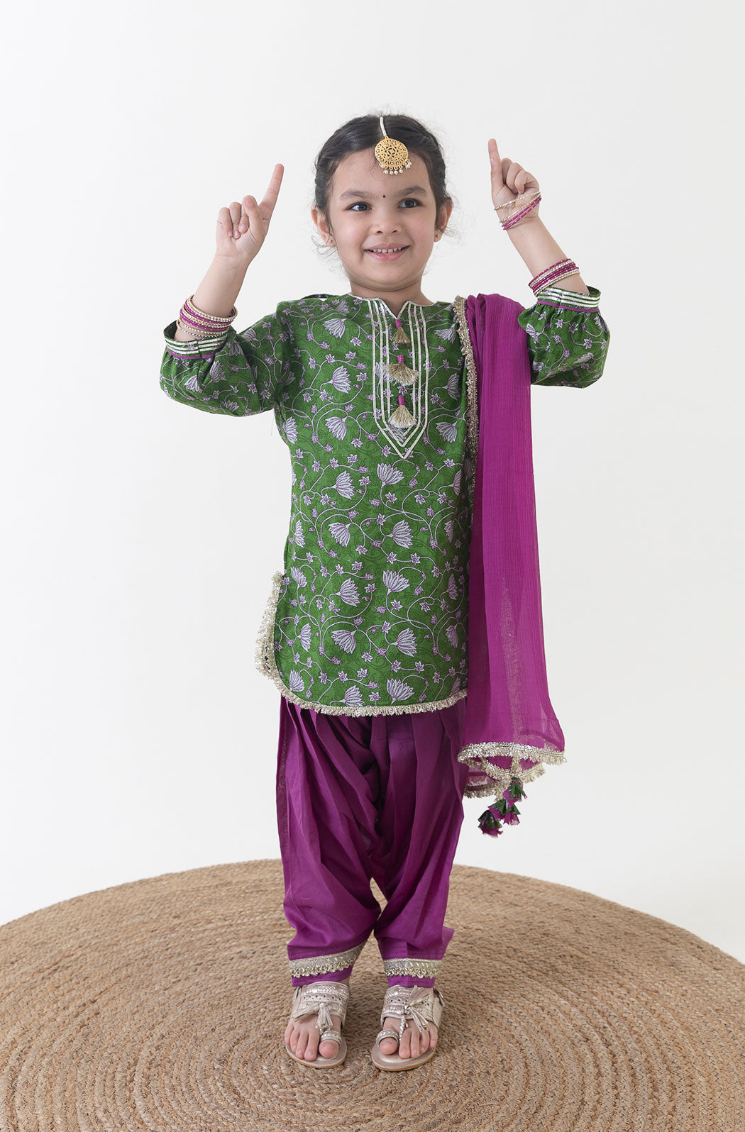 Girl Floral Jaal  Suit Set - Green