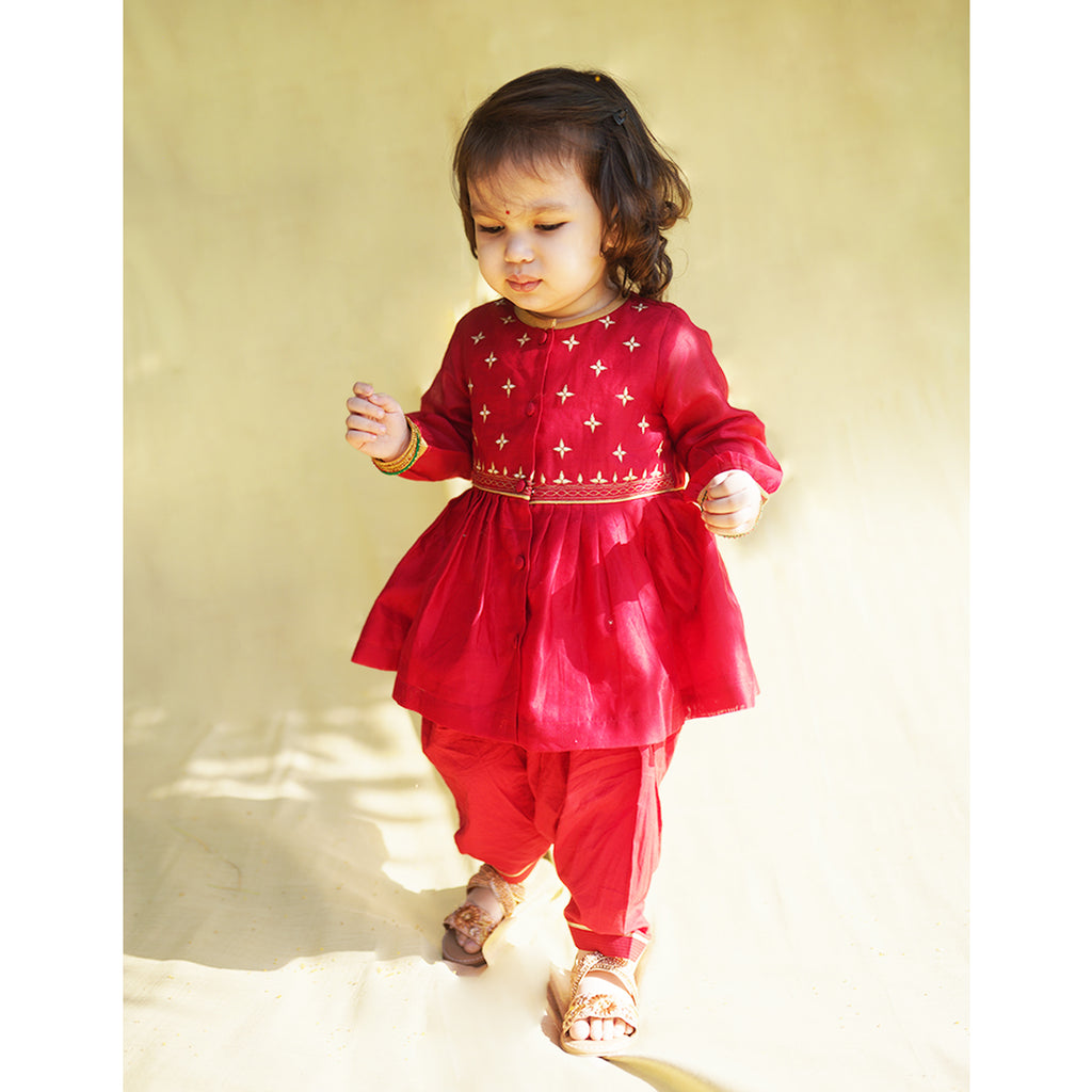 Buy Baby Girl Red Chanderi Buta Angrakha Set by Tiber Taber Kids