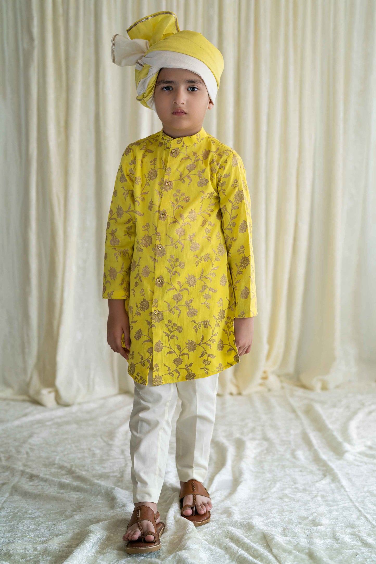 Buy Boys 3 Pc Bandhgala Bundi Kurta Set Embroidered- Yellow by Tiber Taber Kids