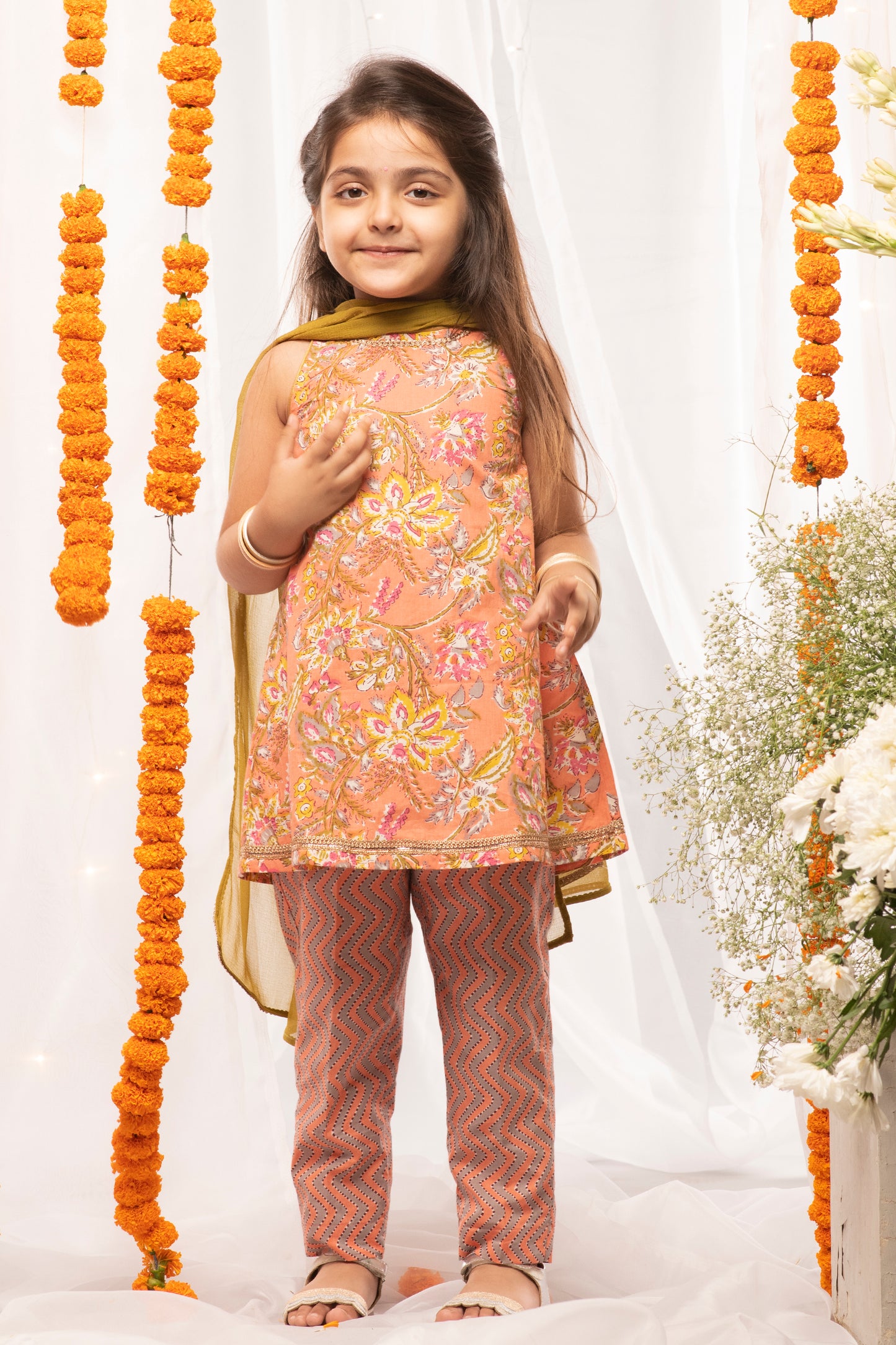 Shop Girls Peach Printed Floral Suit Set by Tiber Taber Kids
