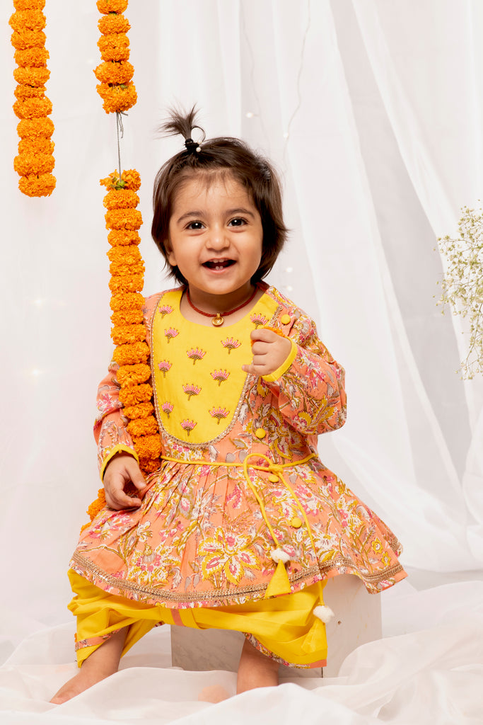 Buy Baby Girl Peach Printed Floral Angrakha Set by Tiber Taber Kids