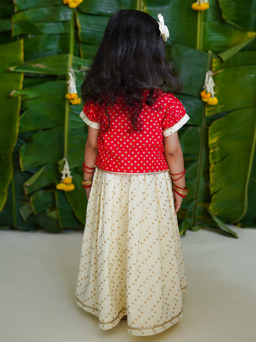 Buy Baby Girl Bandhani Pattu Pavdai-Red by Tiber Taber Kids