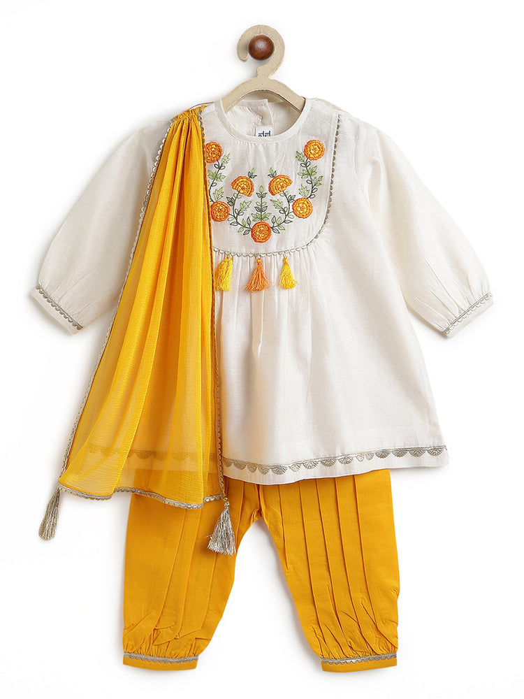 Genda Phool Suit Set