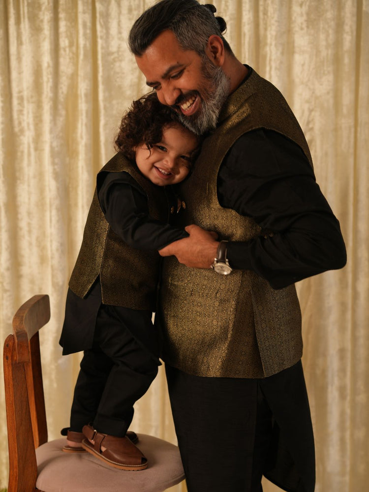 Saanjh Bundi Jacket - Black