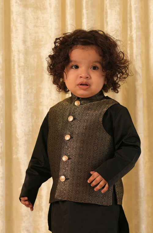 Saanjh Bundi Jacket - Black