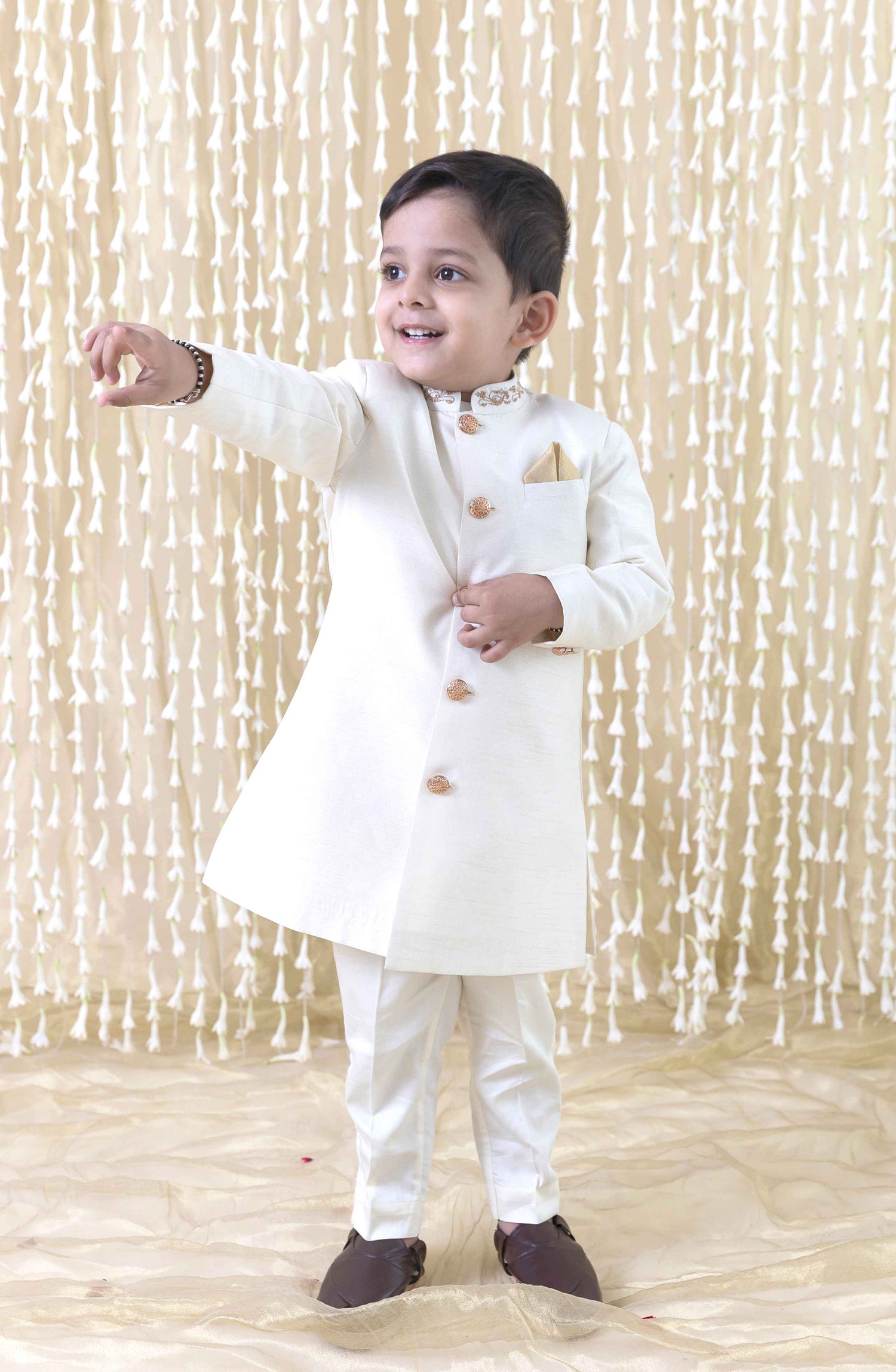 Khwabeeda Sherwani Set for Boys Cream – Tiber Taber Kids