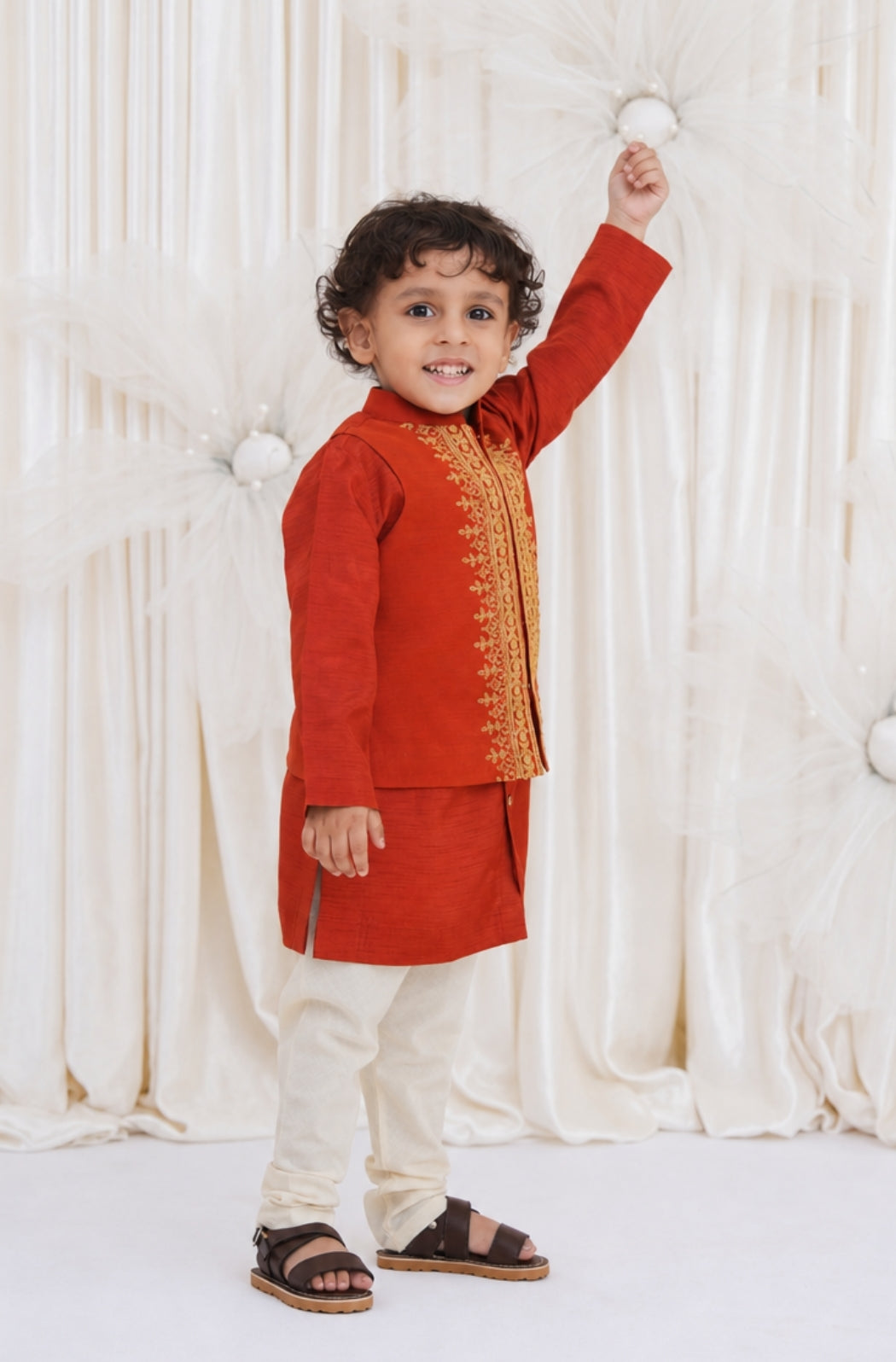 Shahi Virasat 3 Pcs Bundi Set-Rust