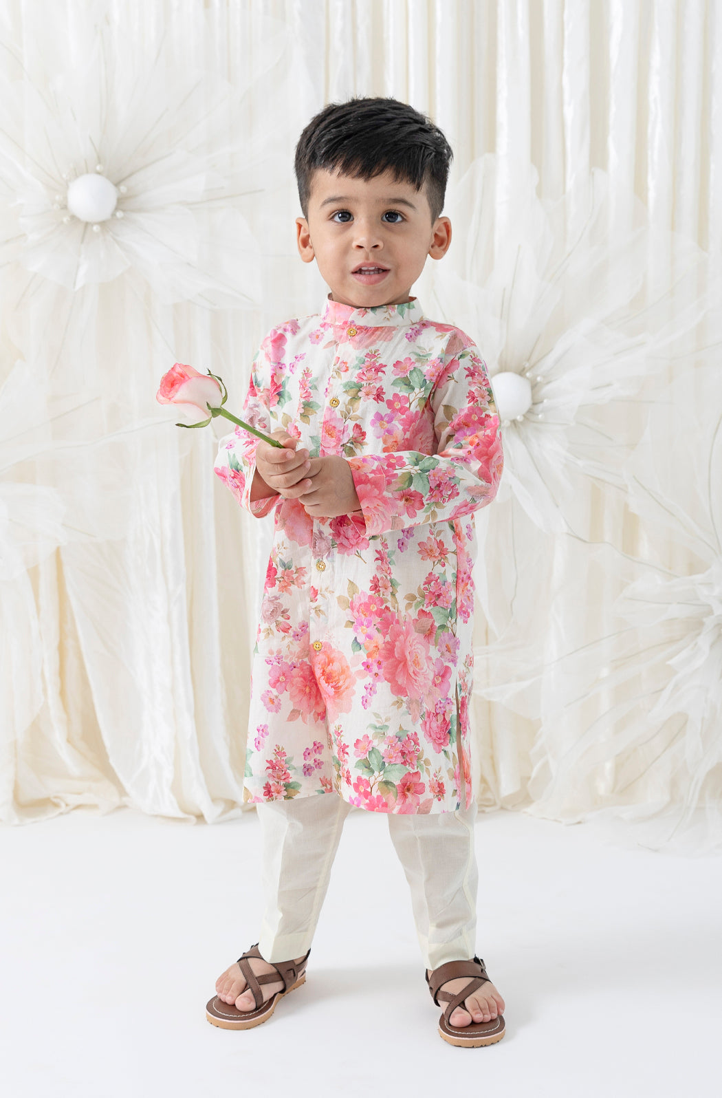 La Vie En Rose Kurta Set