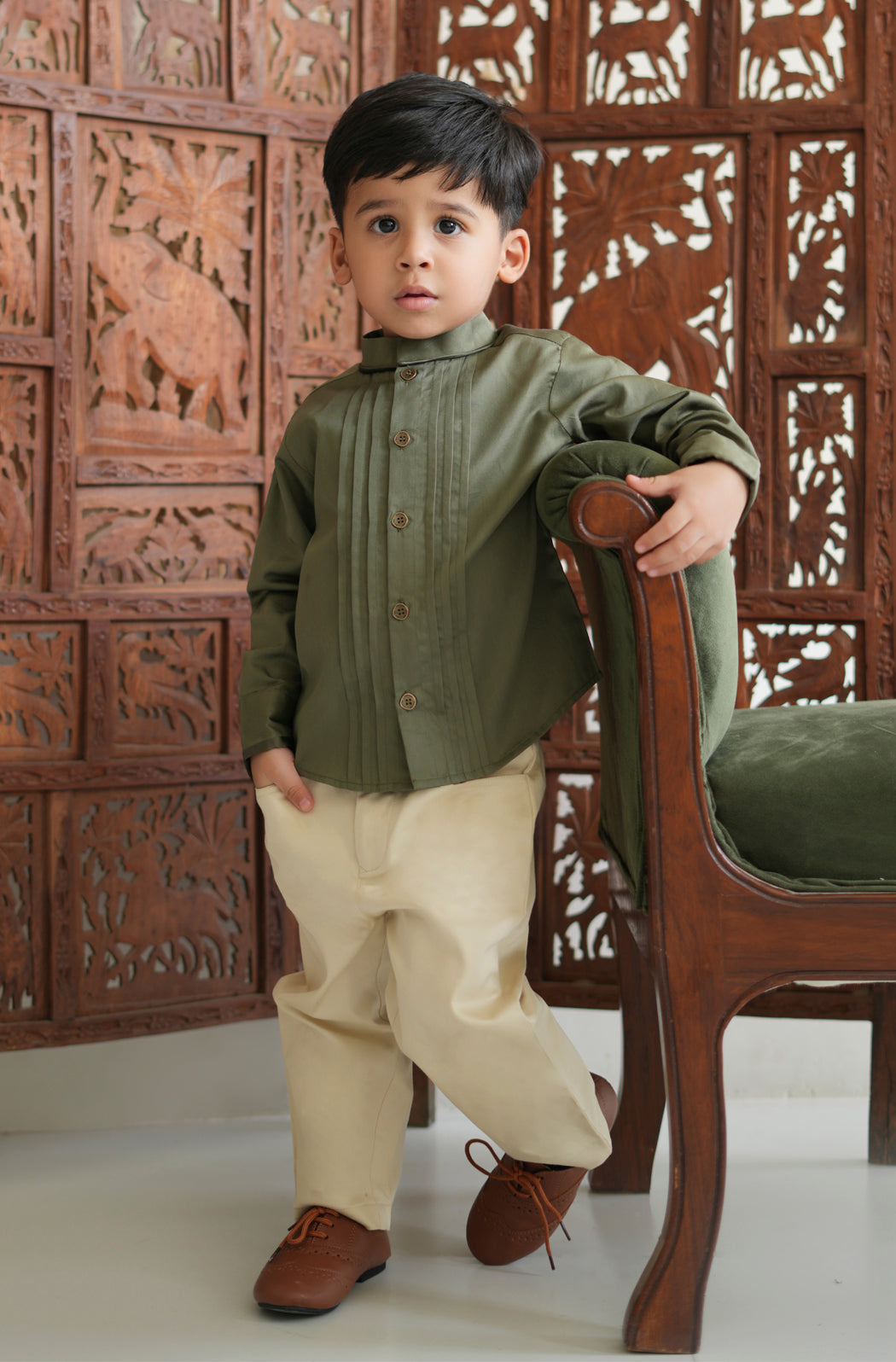 The Statement Shirt - Olive