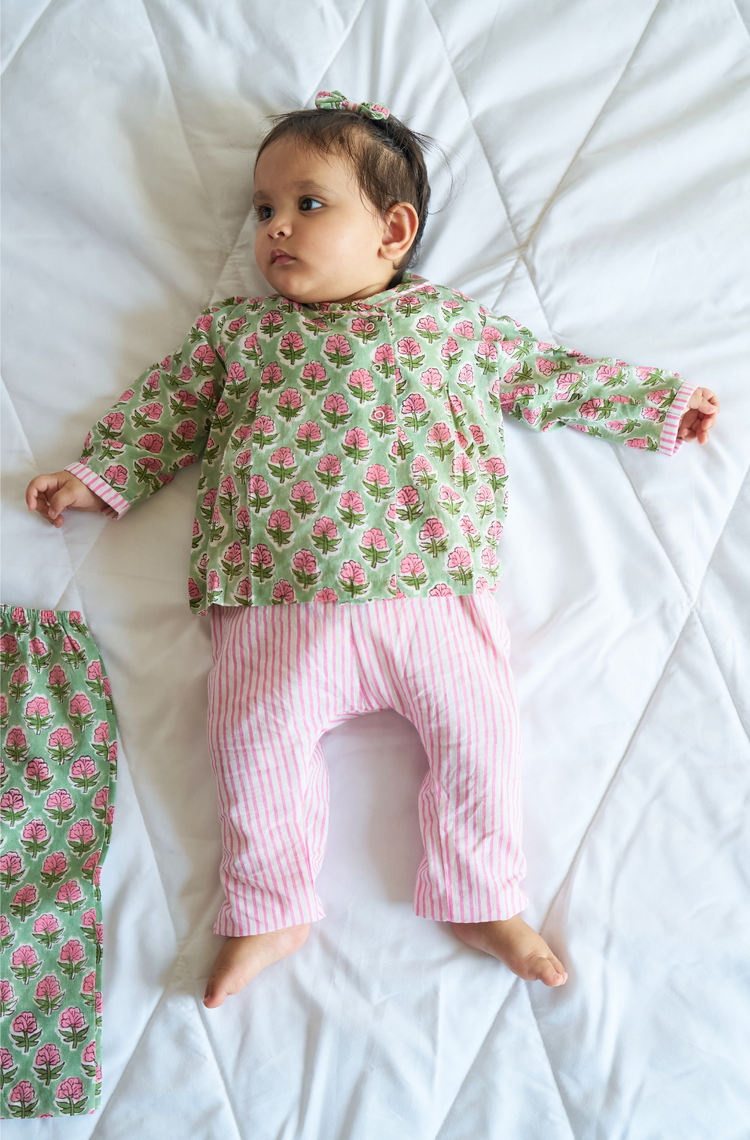 Flowers in bloom Flexi Kimono Set - Green