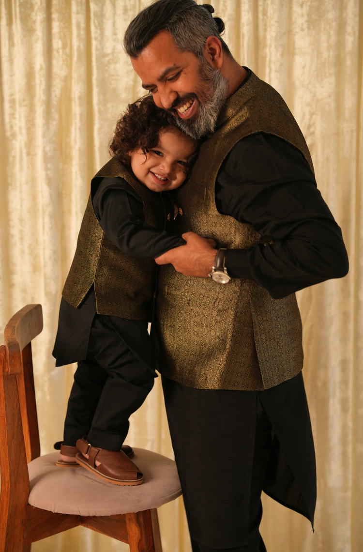 Saanjh Mens Bundi Jacket - Black