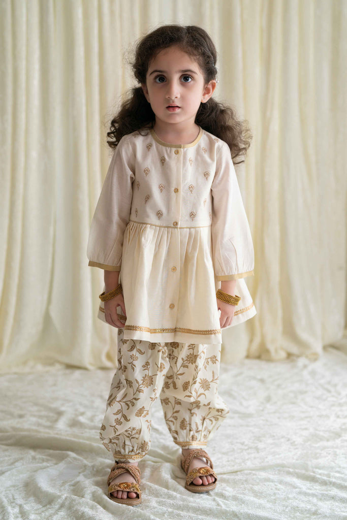 Girls Combo Angrakha Set And Bow Hairclip Gold Print- Cream by Tiber Taber Kids