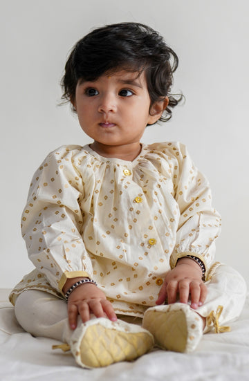 Baby Girl Bandhani Printed Jhabla Set-Cream by Tiber Taber Kids