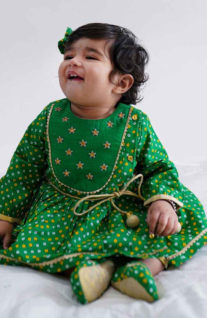 Baby Girl Bandhani Printed Angrakha Suit Set-Green by Tiber Taber Kids
