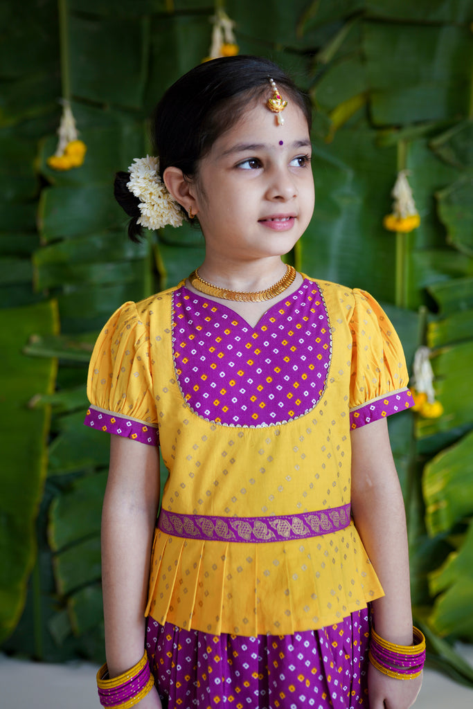 Buy Girl Bandhani Pattu Pavdai-Purple by Tiber Taber Kids
